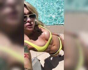 Aubrey Kate VIP aka Aubreykate OnlyFans - Pool daze