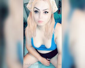 Danni Dolphin aka Omgdannidolphin OnlyFans - Jerking with a Snapchat Slut