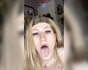 Kymmy Harper aka Kymmyharper OnlyFans - Do you like when I get up close in your ear baby I know you like it when I talk dirty and give you