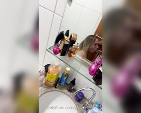 Gabrielly Avila aka gabriellyaviila OnlyFans - Primeira parte esse me comeu pisando no meu pescoo