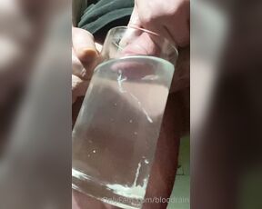 TS Alice Blaque aka bloodrain OnlyFans - Here’s a custom cumshot video I did for someone wanted me to cum in water