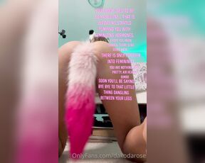 Dakoda Rose aka dakodarose OnlyFans - I made a short gif out of this last week, but here’s a caption post What