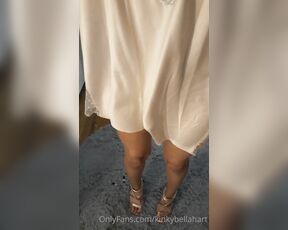 Kinky Bella Hart aka kinkybellahart OnlyFans - Just wanted to share these two little clips in my new gold satin nightgown enjoy