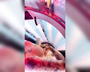 Mia Maffia aka mia_maffia OnlyFans - Got horny in the sunbeds