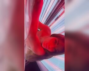 Love Tamzin Ts aka lovetamzints OnlyFans - You know I love a sunbed video !!! Well what else can a girl do for