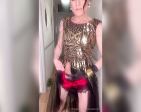 TS Missy aka silksatinmissy OnlyFans - Got the horn just before heading out……