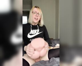 Ellie exx aka ellie_exx OnlyFans - Ive been busy and didnt cum for like two days which is a long time for