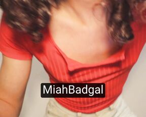 Miah Badgal aka miahbadgal OnlyFans - I have soo much to say Can I talk to you all as well Do you