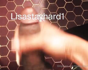 Lisastayhard aka lisastayhard OnlyFans - Had to bust a nut and my sister bathroom I think her boyfriend