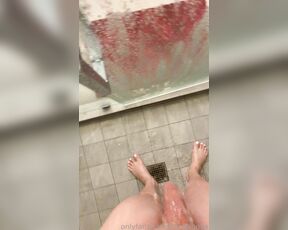 SonyaHung aka hungsonya OnlyFans - Playing with my cock in the shower