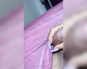 Vaiolet Valencia aka liittlekittyxx OnlyFans Video 2016