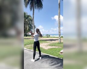 Ladyboy_maria aka ladyboymaria199 OnlyFans Video - I got so horny when i was out jogging by the beach today  Full naughty