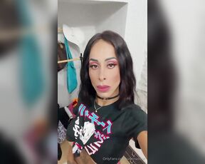 Sabrina Silvie aka sabrinasilvie OnlyFans Video - drag to the hot sexy side