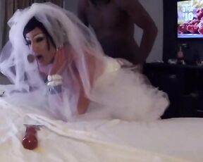 Sophie Soft aka sophiesoft5 OnlyFans Video - A surprise bbc for my wedding