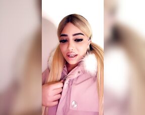 Andrea Anaconda aka andreaanaconda OnlyFans Video - Came in from the cold  had to warm up