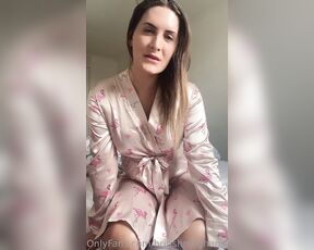 Britishmeghanspice aka britishmeghanspice OnlyFans Video - Hi guys Im currently in Ireland  amp in the middle of nowhere but finally