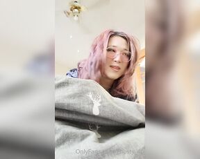 Ghosty 40 aka ghosty_40 OnlyFans Video - Soft POV your girlfriend tries to wake you up