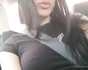 Lana_honey aka lana_honeyx OnlyFans Video - Se me ha puesto muy dura mientras iba en el Uber y no puede evitar tocarla