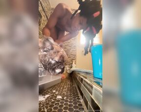 Scorpion Stallion aka tsmoziah OnlyFans Video - Bath time