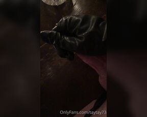 TayTay aka taytay73 OnlyFans Video - I should have gotten a smaller size but these latex gloves feel amazing