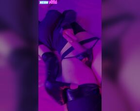 NeonFuta aka neonfuta OnlyFans Video - I present to you my new toy I was experimenting and I was able to make