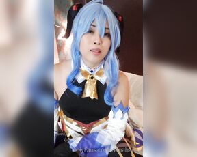 Reina Hanno aka reinahanno OnlyFans Video - Happy Fridays my Lovelies Here are some sideboob fetish using a Ganyu cosplay