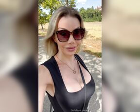 Ana Mancini aka anamancini OnlyFans Video - Lets walk together  tuscany