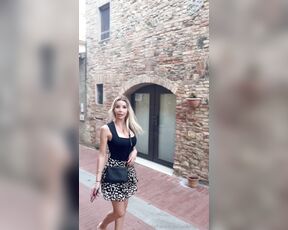 Ana Mancini aka anamancini OnlyFans Video - Lets walk together  tuscany