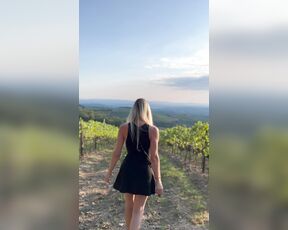 Ana Mancini aka anamancini OnlyFans Video - Castellina in chianti is beautiful and I want to share it with you