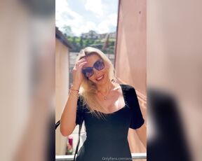 Ana Mancini aka anamancini OnlyFans Video - Lets walk together through Tuscany