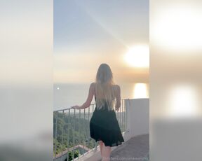 Ana Mancini aka anamancini OnlyFans Video - Visiting Calabria