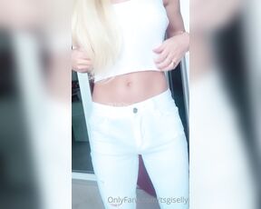 Giselly Angel aka Tsgiselly OnlyFans - Hey my Angelss, do you like white jeans