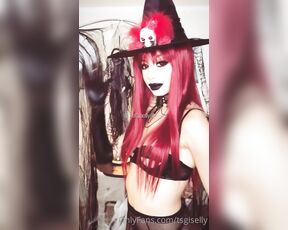 Giselly Angel aka Tsgiselly OnlyFans - SPECIAL HALLOWEEN Hi my Angelsss, I present to you the naughty lil witch, do you want see her