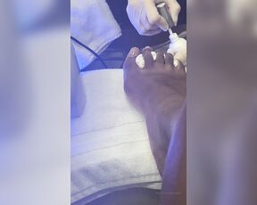 TS Hole Puncher aka only1chocolatexxx OnlyFans Video - Went an got my feet done today