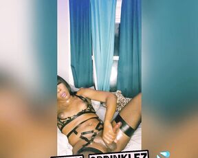 Foxy Sprinklez aka foxysprinklez OnlyFans Video - Foxy Having Fun Wetting Up The Bed With My Sprinkler