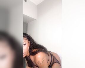 Foxy Sprinklez aka foxysprinklez OnlyFans Video - Miss Me