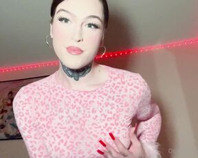 TS Violet aka tsviolethaze OnlyFans Video - Stroking my hard girl cock with my long red nails