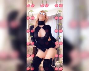 Miss Ts Veronika aka misstsveronika OnlyFans Video - No panties sexy dance tease