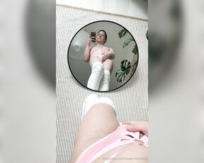 LolaPrincessCD aka lolaprincesscd OnlyFans Video - Cumming on a mirror