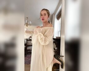 TS Rosealine aka porcelaingoirl OnlyFans Video - Bought a new outfit