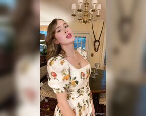 TS Rosealine aka porcelaingoirl OnlyFans Video - What do you think of my favorite dress