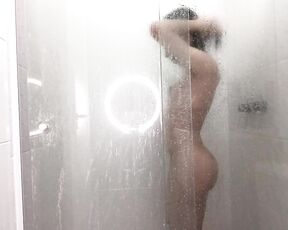 TS Altbonny aka altbonny OnlyFans Video - This is how I take my shower by myself haha