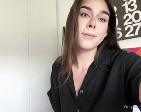 TSJennazz aka tsjennazz OnlyFans Video - Hey  Today I have something I think youll like