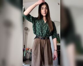 TSJennazz aka tsjennazz OnlyFans Video - Hey  Why do you think of this video making myself cum in my regular clothes