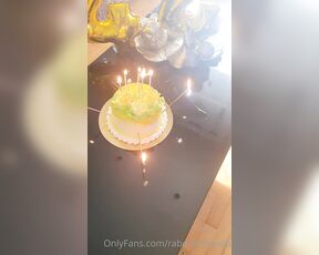 Rabeche Rayalla aka rabecherayalla OnlyFans Video - My happy birthday Feliz cumpleaños