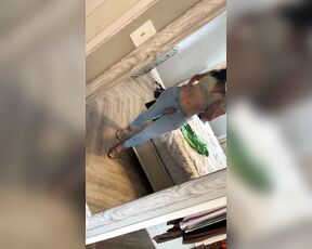 TS Hottestlatina aka hottestlatina OnlyFans Video - Cum suck me off like that with my jeans on just leave the zipper down and