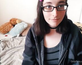 BoringKate aka boringkate OnlyFans Video - 06-08-2021 - Some ancient cuteness This was shot way back in 2017, but this is my first time