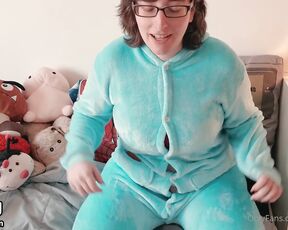 BoringKate aka boringkate OnlyFans Video - 09-08-2022 - Im cookie monster