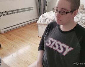 BoringKate aka boringkate OnlyFans Video - 05-07-2020 - Watching porn in chastity