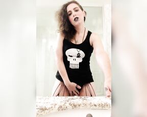 Crystal Calabria aka crystalcalabria OnlyFans Video - 03-21-2020 - Wanna be my cum dumpster